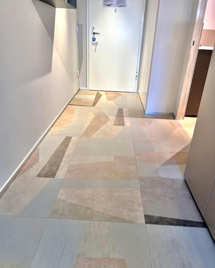 La Perla Di Bari - Private Parking Apartment Екстериор снимка